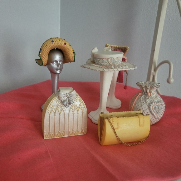 PEARLED VELVET VINTAGE WILLOW HALL AGE OF ELEGANCE 9 PIECES - Picture 13 of 16